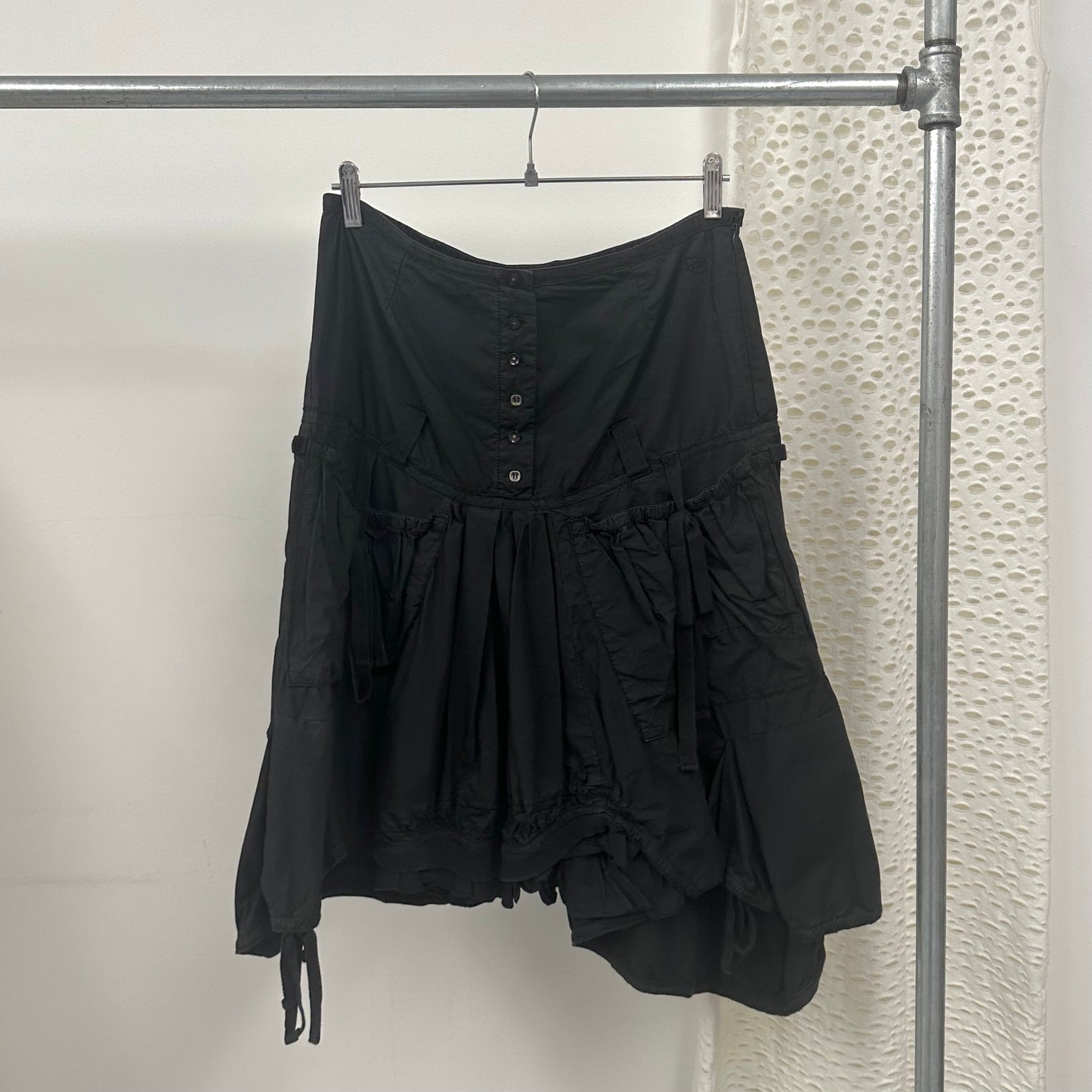 BLACK PARACHUTE SKIRT