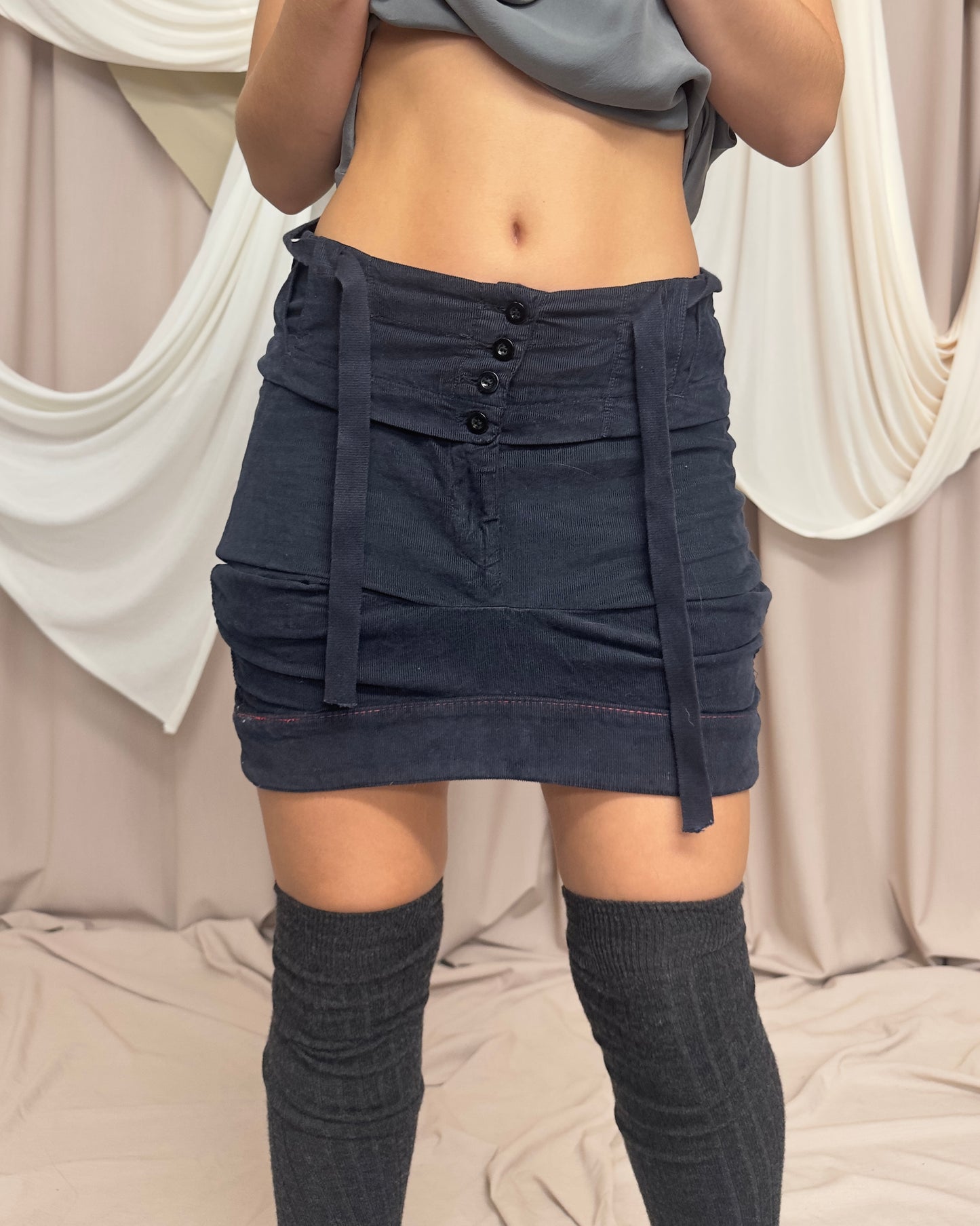 NAVY CORDUROY BUBBLE STYLE MINI SKIRT by Marithé + François Girbaud