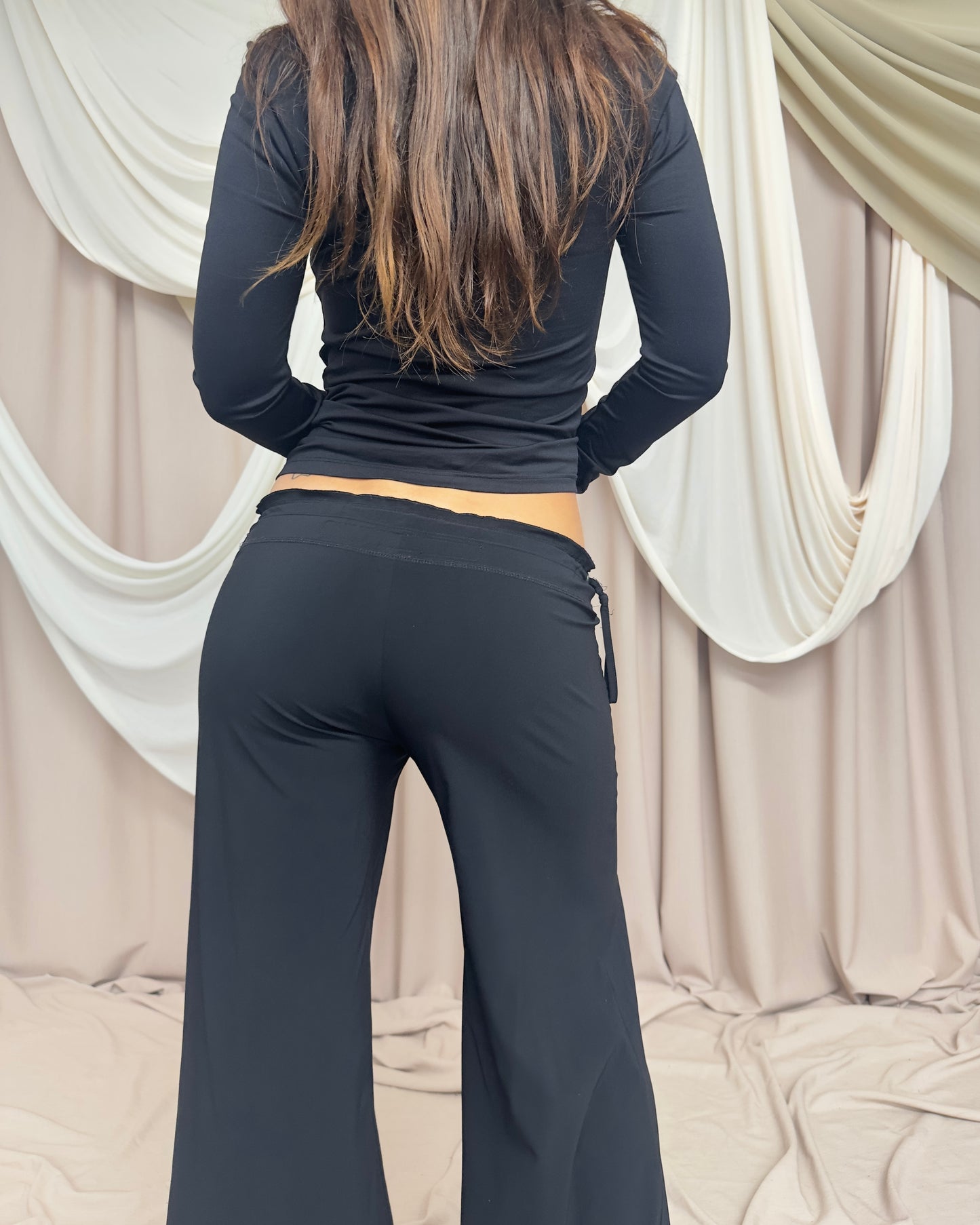 WIDE LEG PLEATED UTILITARIAN TROUSERS by Marithé + François Girbaud