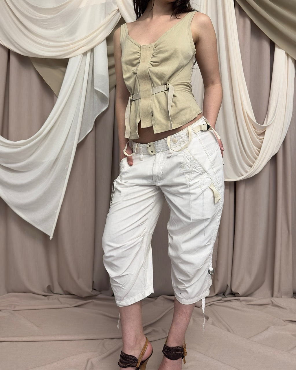 WHITE CARGO SHORTS by Marithé + François Girbaud