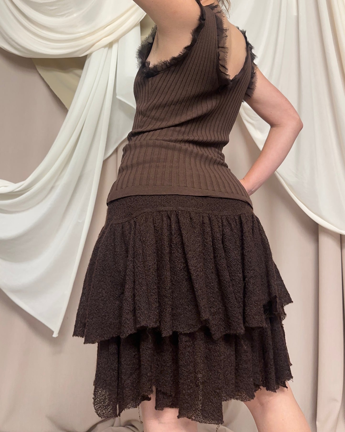 SOFT RIBBED V-NECK VEST WITH DISTRESSED SILK TRIM