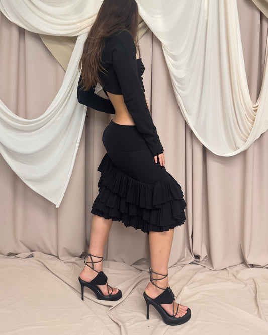 BLACK THICK KNIT RUFFLE SKIRT by Plein Sud