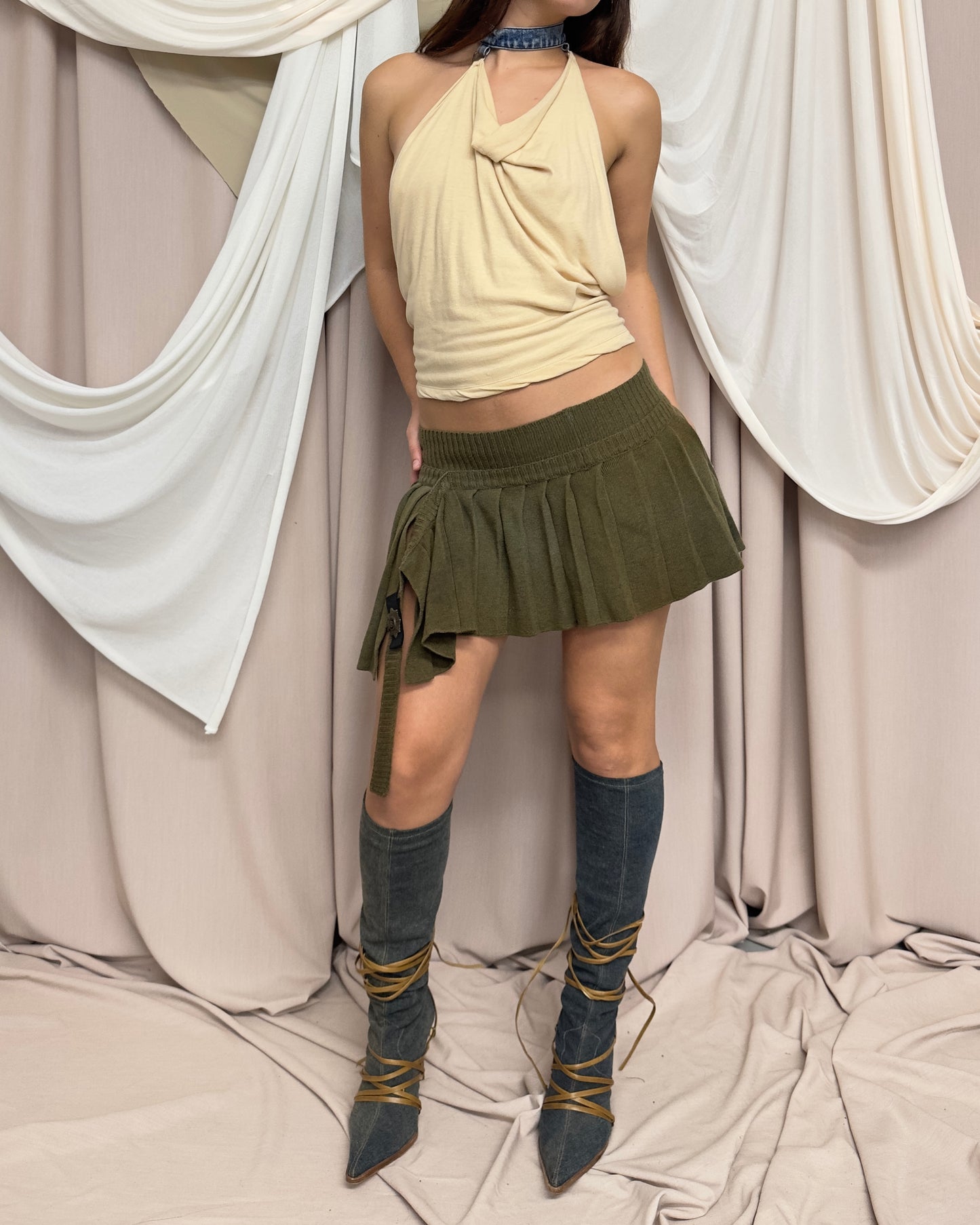 SLOUCHY BACKLESS TOP WITH DENIM COLLAR by Plein Sud