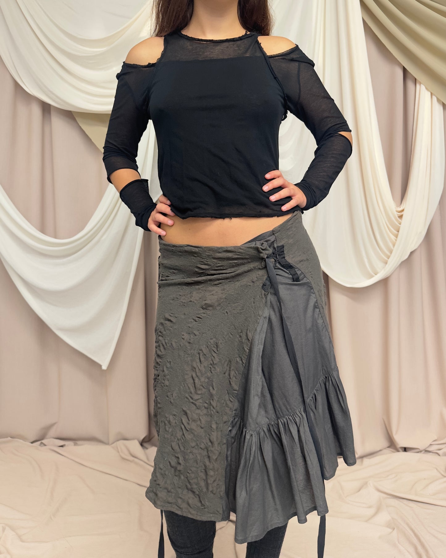 TEXTURED WOOL MIDI SKIRT WITH HOOK AND EYE CLOSURES