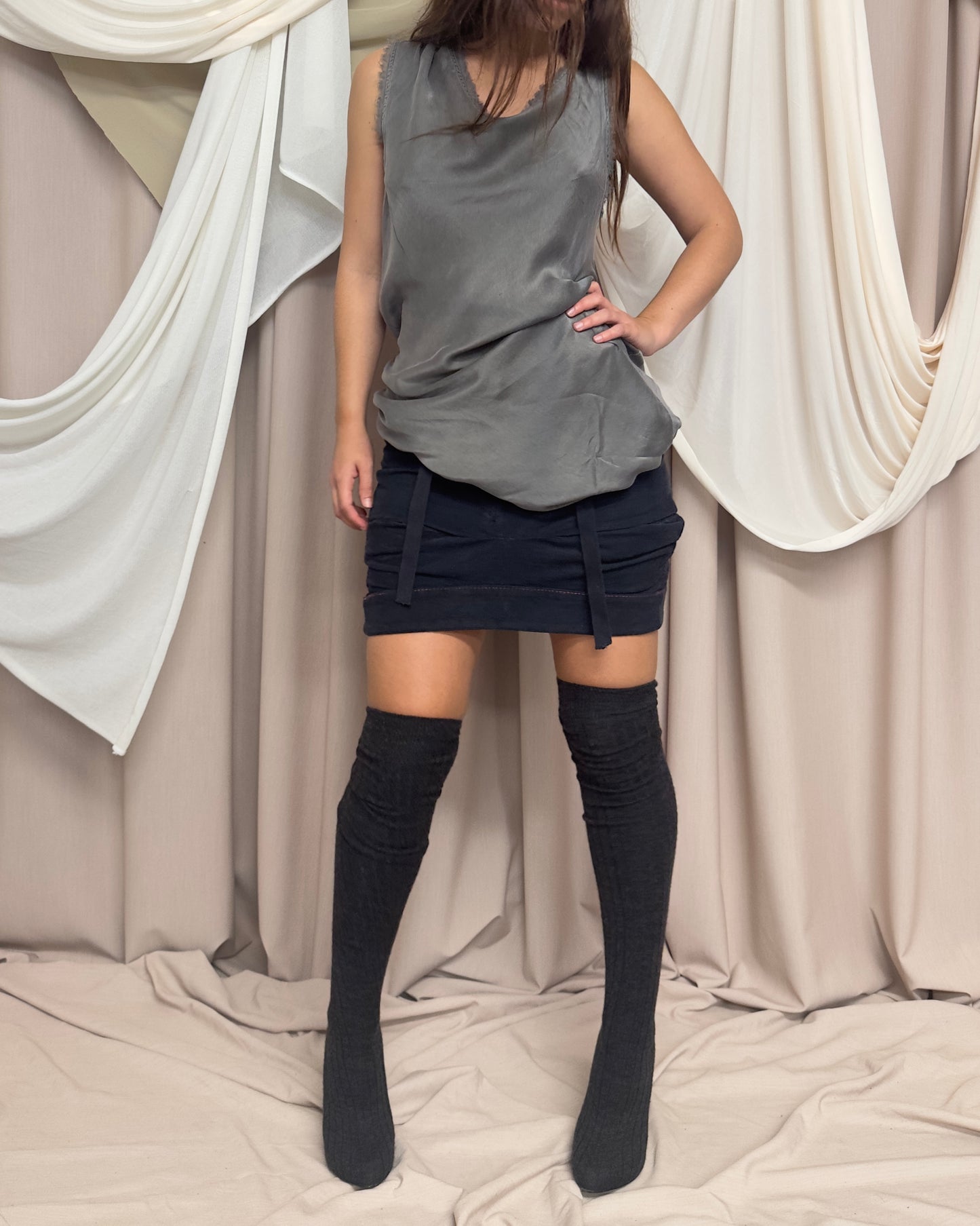NAVY CORDUROY BUBBLE STYLE MINI SKIRT by Marithé + François Girbaud