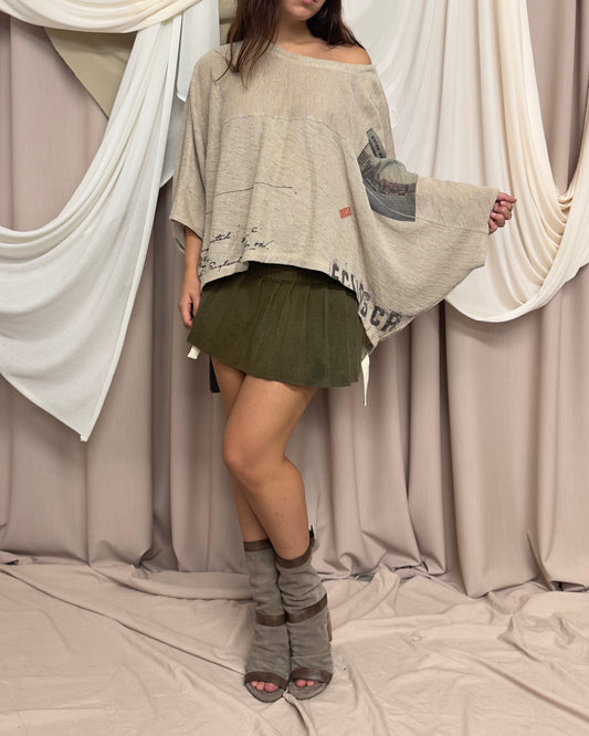 OATMEAL KNIT PONCHO / SKIRT WITH GRAPHIC PRINT