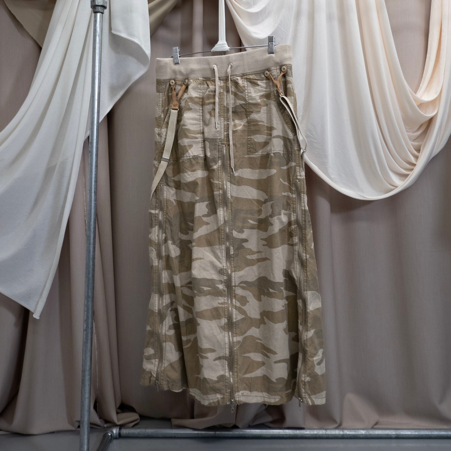 CAMO CARGO MAXI SKIRT by G.O.A