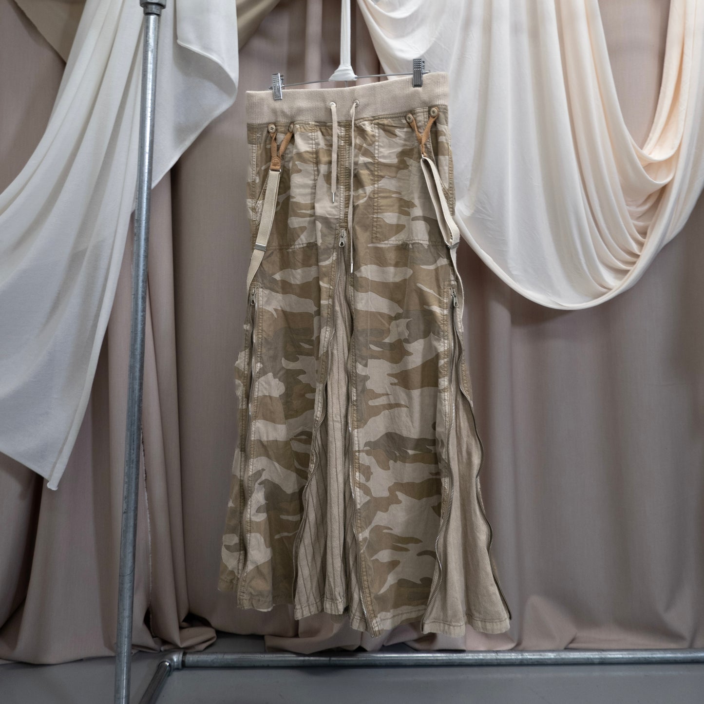 CAMO CARGO MAXI SKIRT by G.O.A