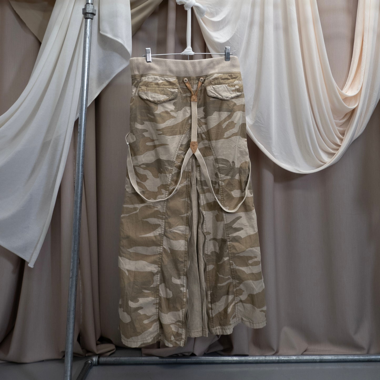 CAMO CARGO MAXI SKIRT by G.O.A