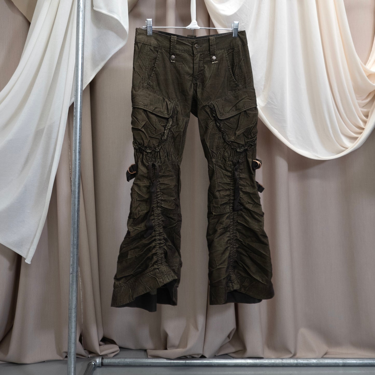 RUCHED BONDAGE CARGO PANTS by Marithé + François Girbaud