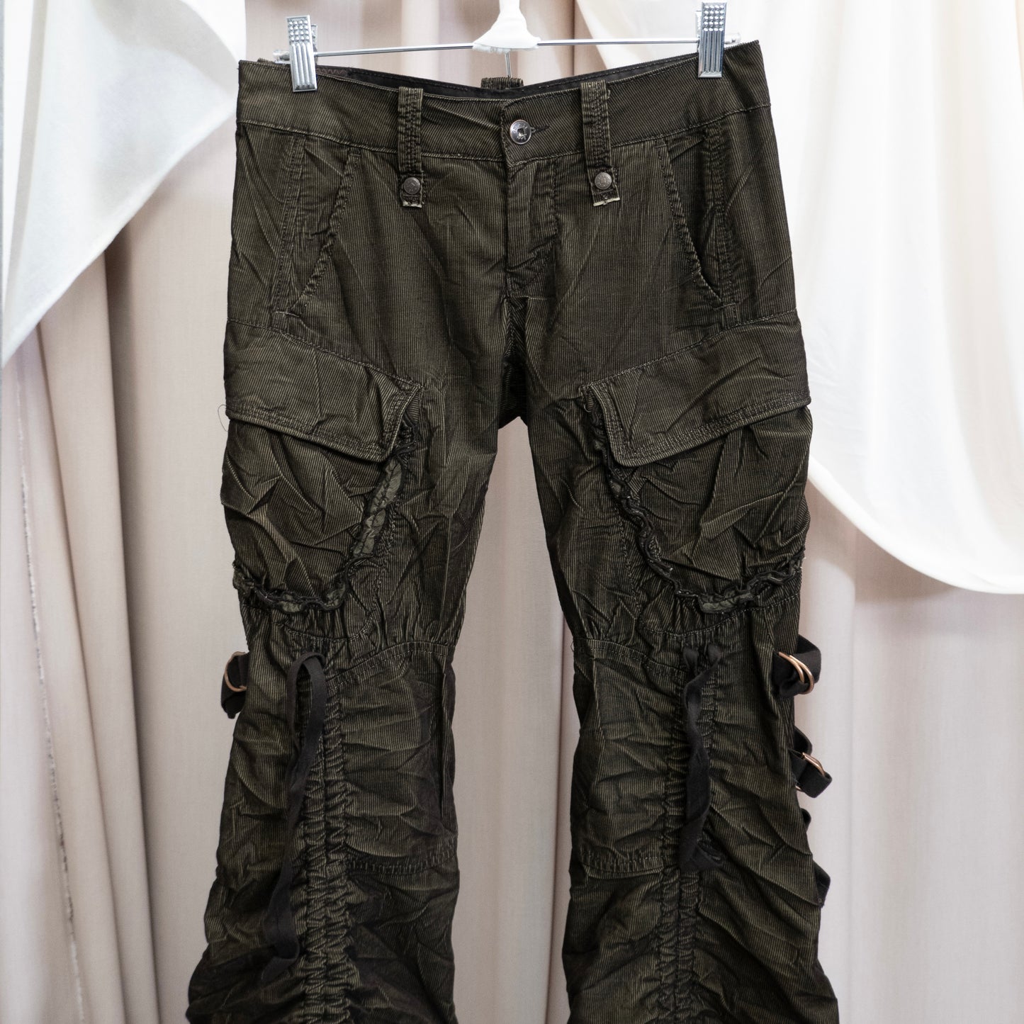 RUCHED BONDAGE CARGO PANTS by Marithé + François Girbaud