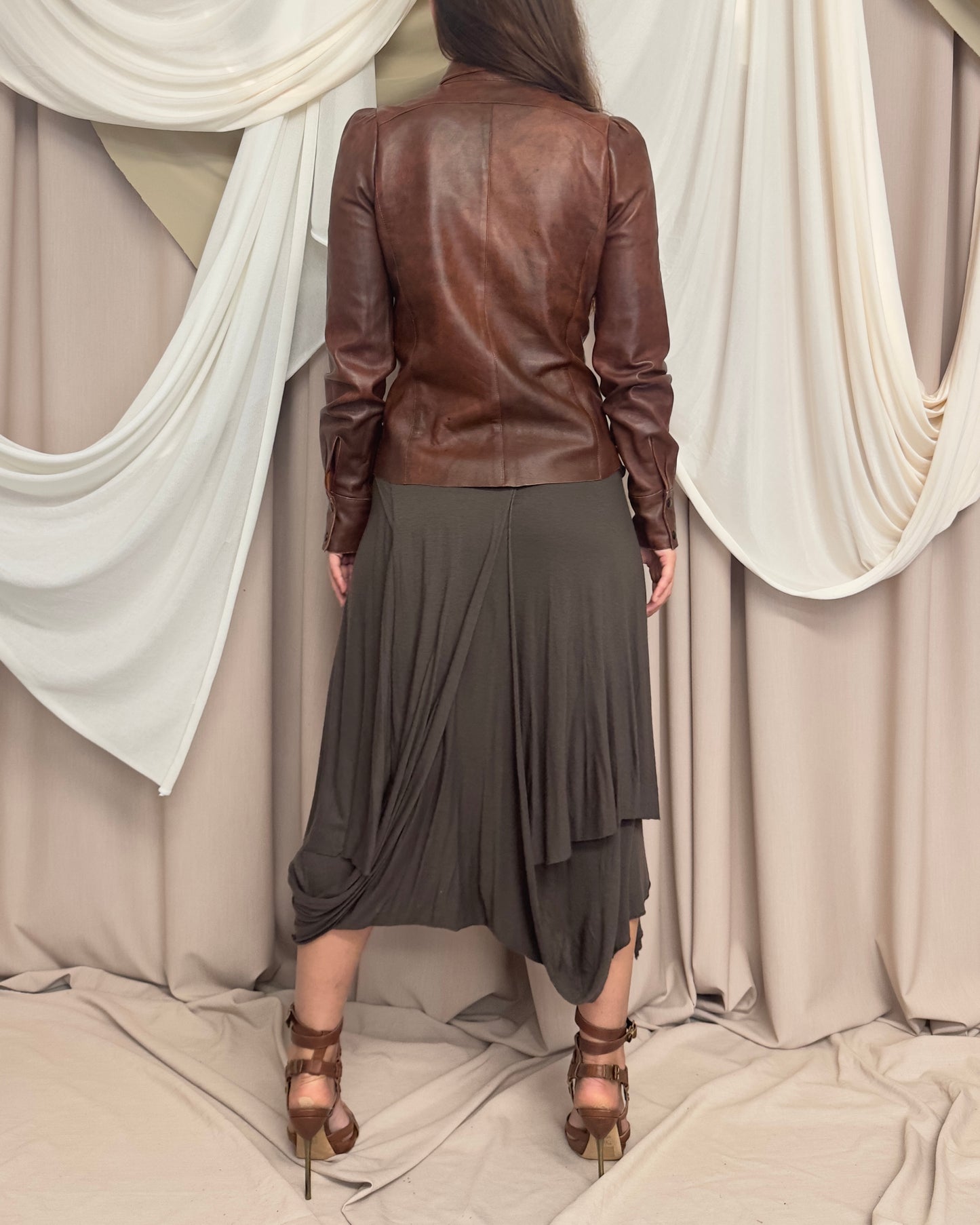 LEATHER SHIRT / JACKET WITH RAW CUT HEM AND POINTED COLLAR by Plein Sud