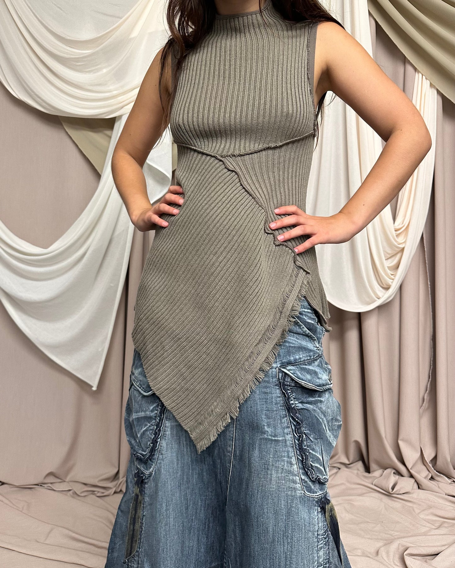 BACKLESS HIGH NECK VEST WITH DISTRESSED ASYMMETRICAL HEMLINE by Cop Copine
