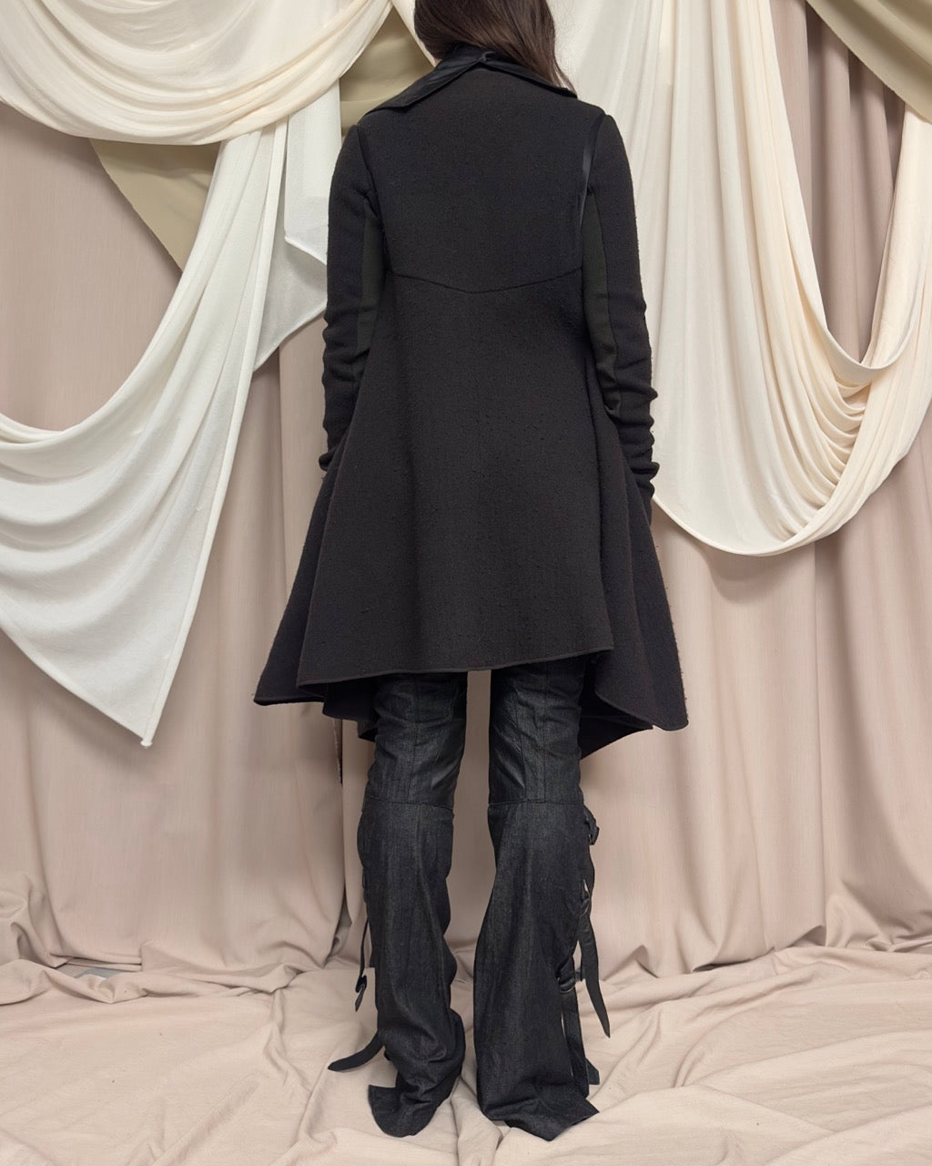 WOOL COAT WITH EXAGGERATED COLLAR BY RICK OWENS