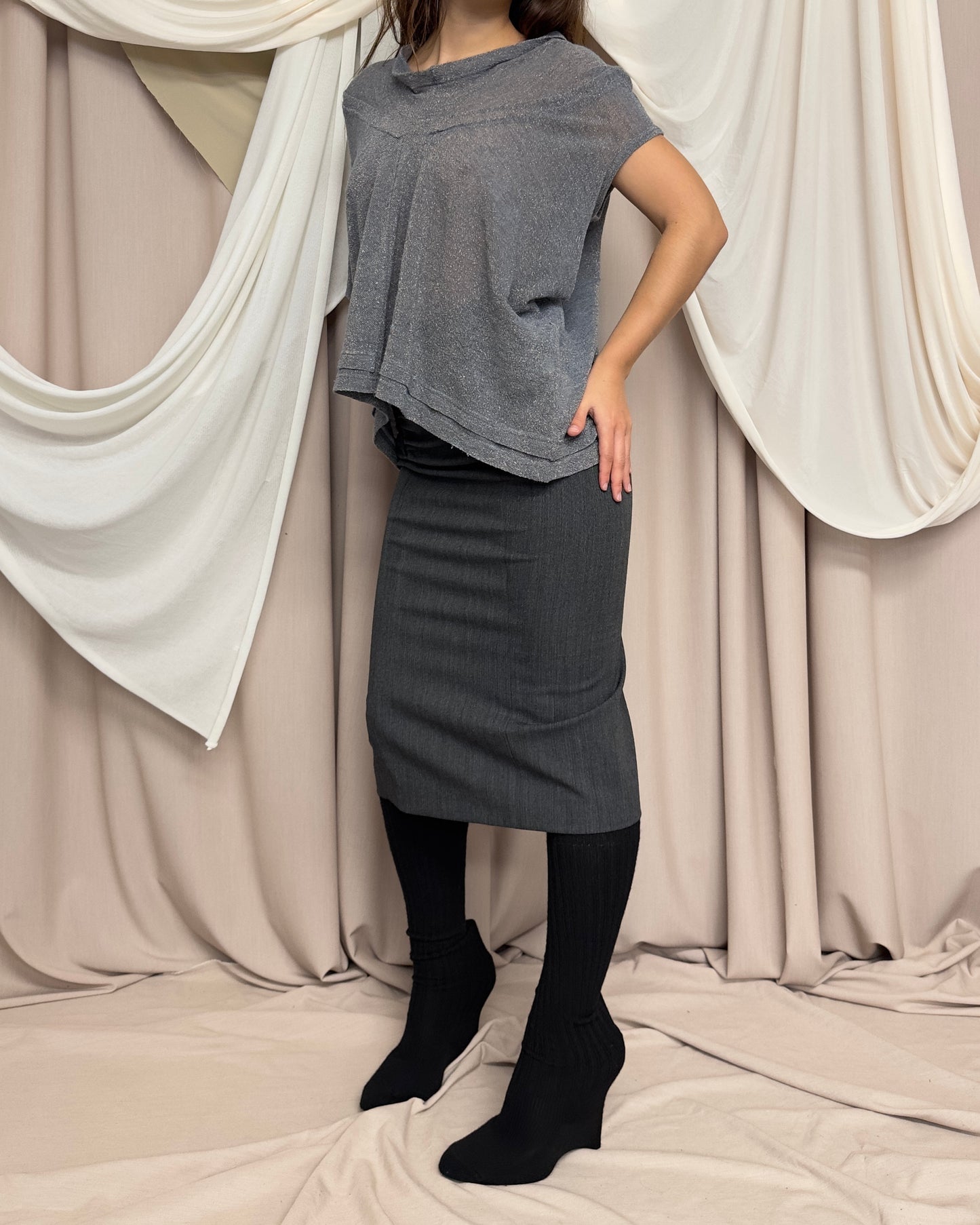 TAILORED SKIRT WITH HOOK AND EYE CLOSURE by Dolce & Gabbana