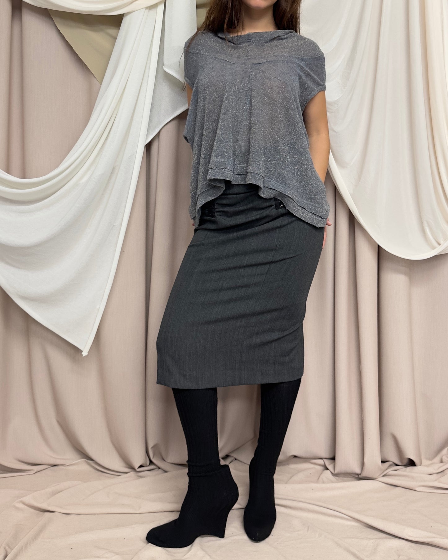 TAILORED SKIRT WITH HOOK AND EYE CLOSURE by Dolce & Gabbana