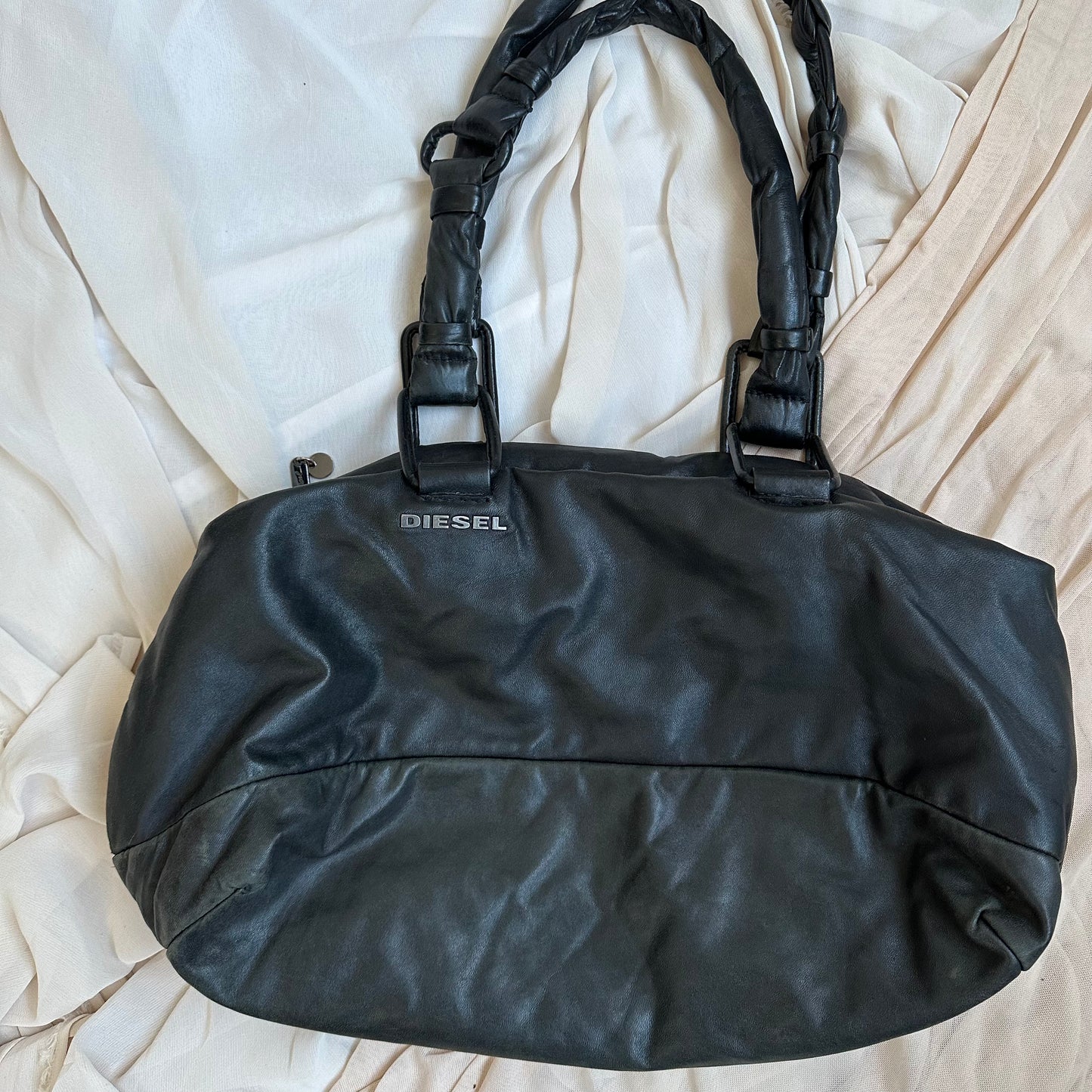 LEATHER PADDED PILLOW BAG by Diesel