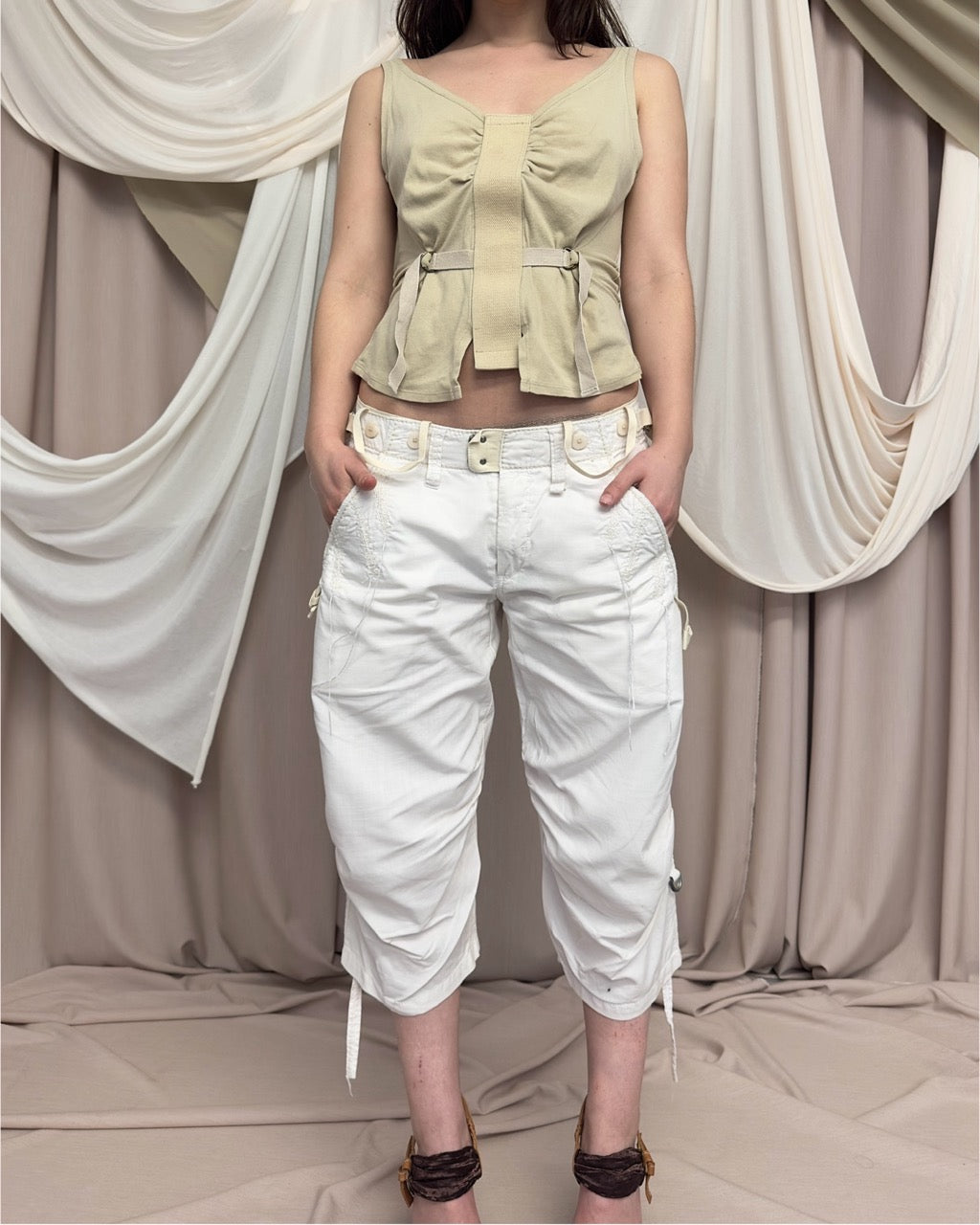 WHITE CARGO SHORTS by Marithé + François Girbaud