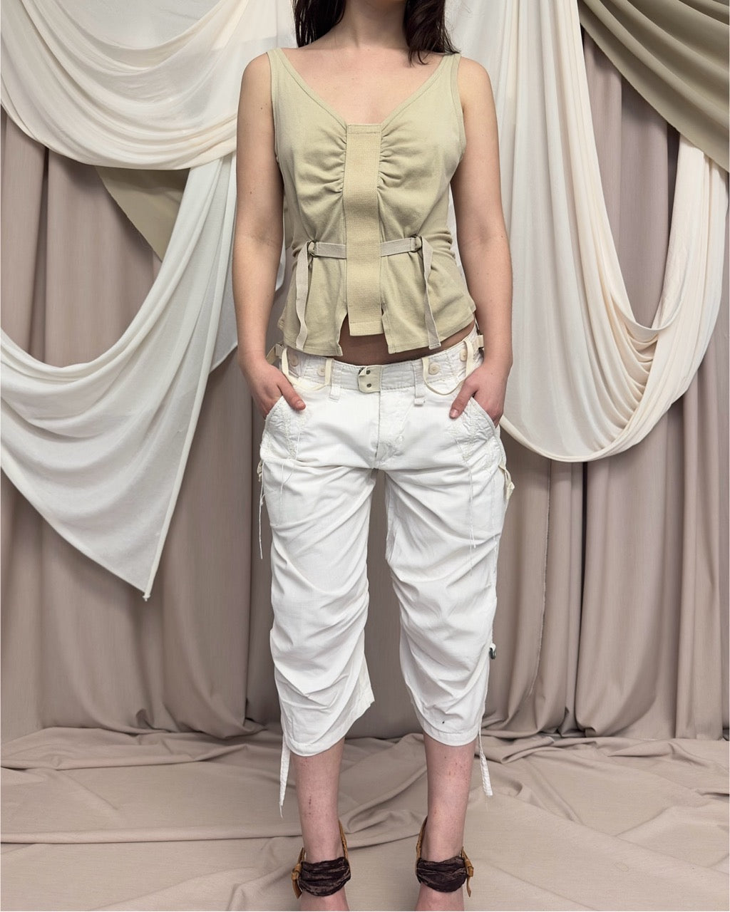 WHITE CARGO SHORTS by Marithé + François Girbaud