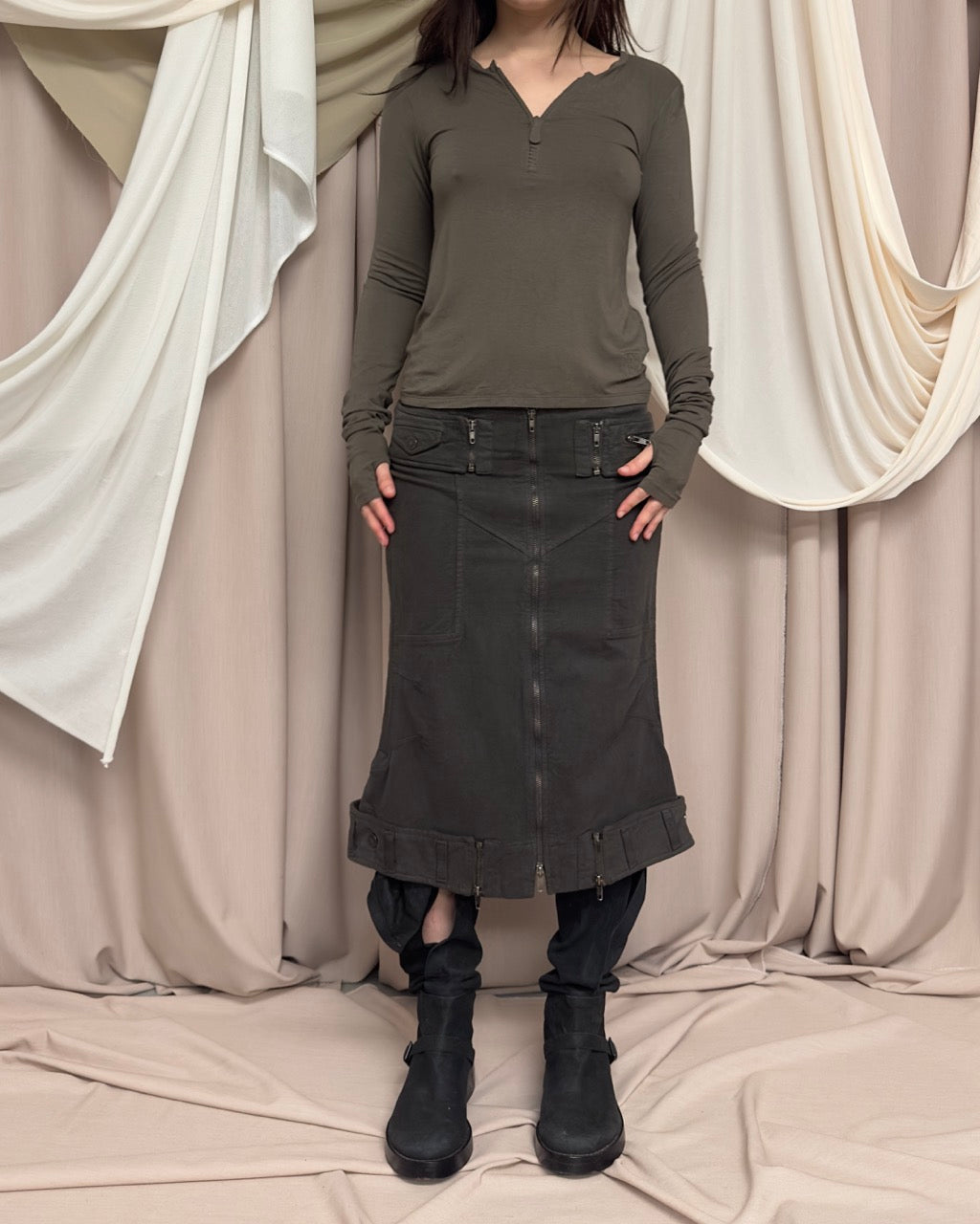 LONG SLEEVE T SHIRT WITH THUMB HOLES by Cop Copine
