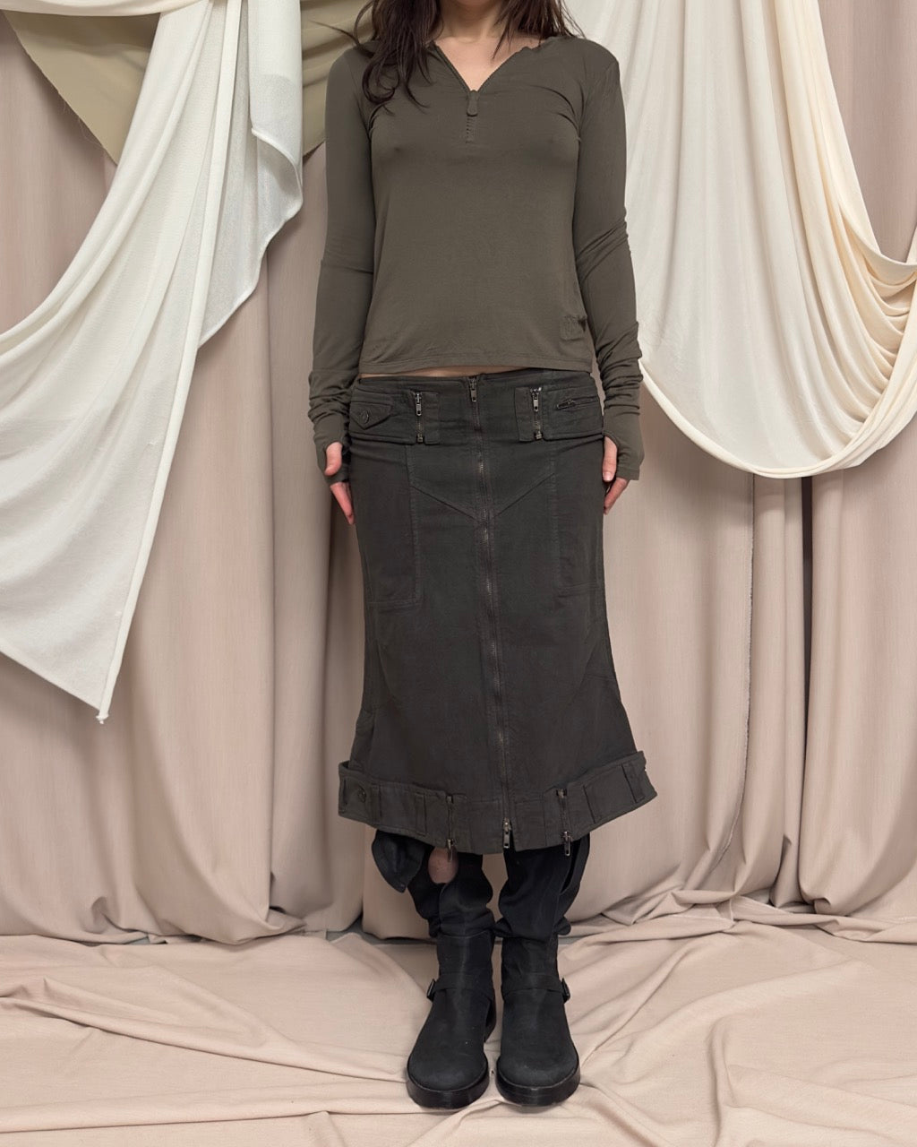 LONG SLEEVE T SHIRT WITH THUMB HOLES by Cop Copine