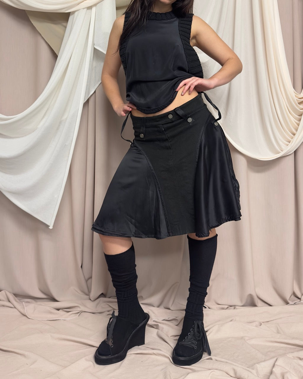 BLACK BI-MATERIAL MIDI SKIRT