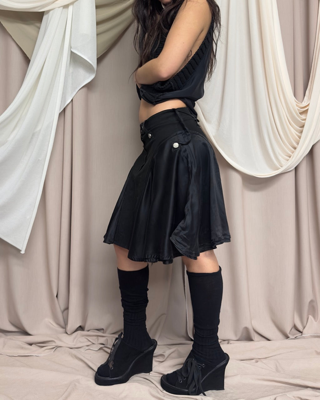 BLACK BI-MATERIAL MIDI SKIRT