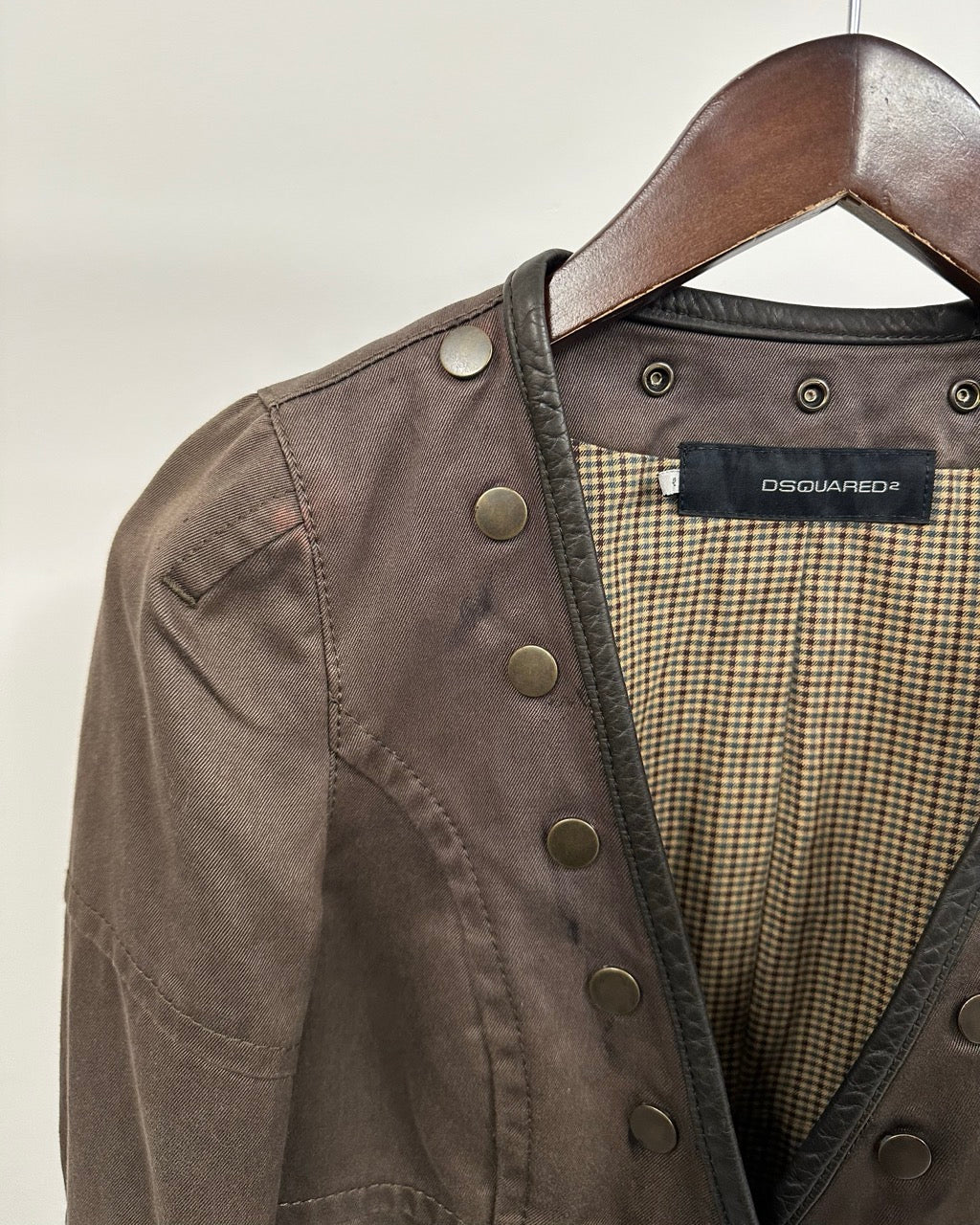 DISTRESSED SCULPTED JACKET WITH LEATHER ACCENTS by Dsquared2