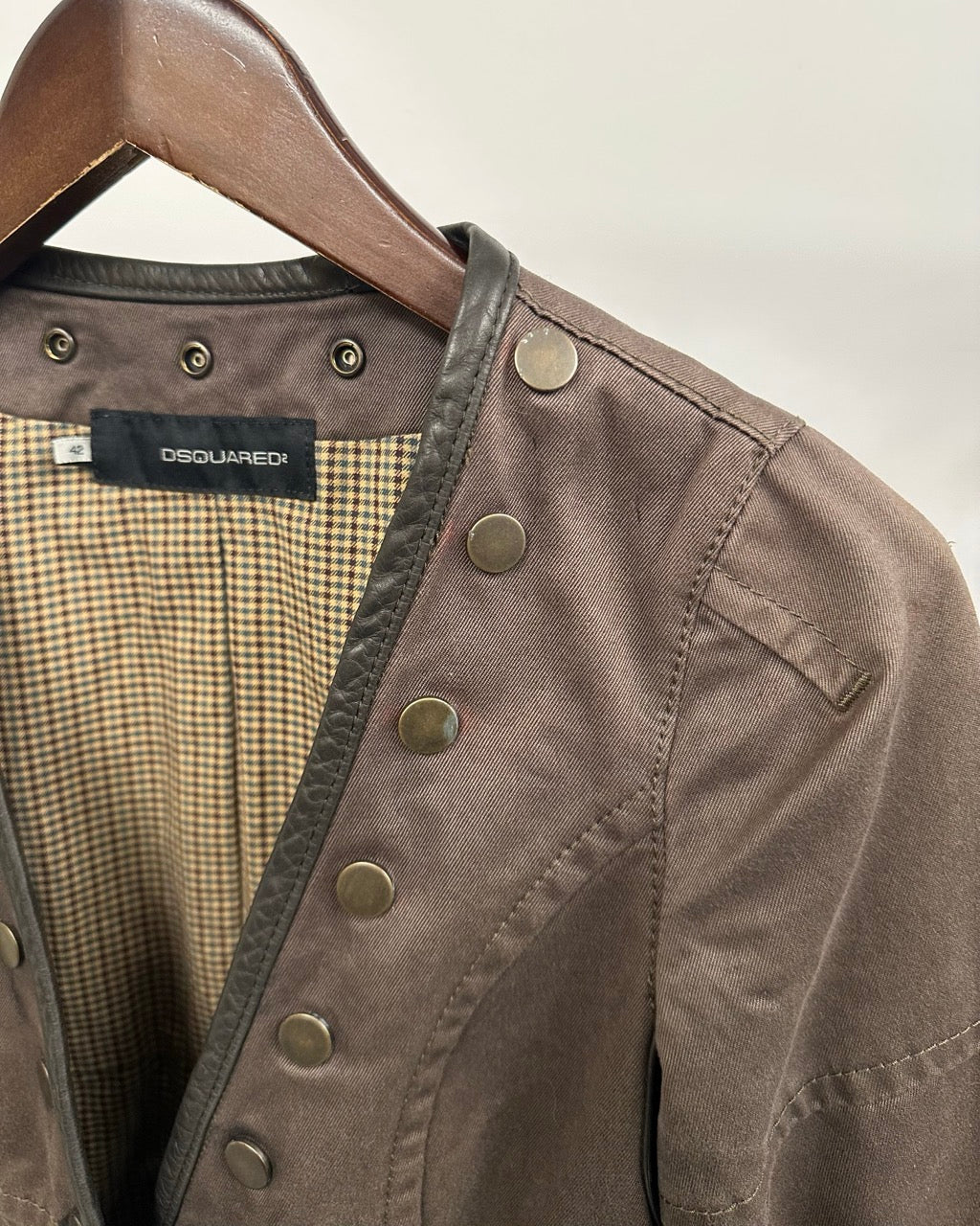 DISTRESSED SCULPTED JACKET WITH LEATHER ACCENTS by Dsquared2
