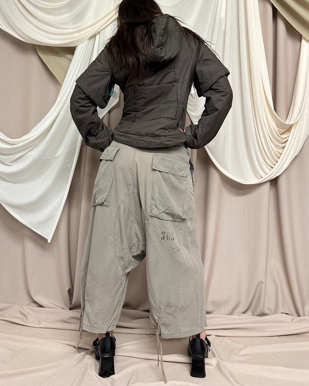 KHAKI - GREY DROP CROTCH TROUSERS WITH DRAWSTRING TIES by Cop Copine