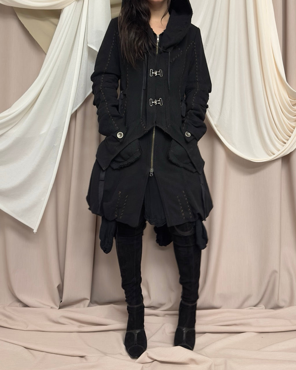 BLACK AVANT GARDE HOODED COMBAT COAT by Et Compagnie