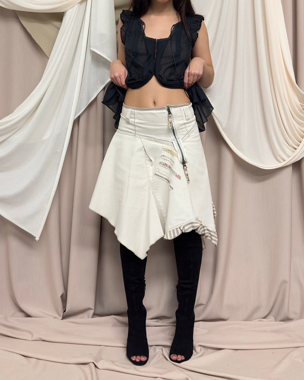 CREAM ASYMMETRIC SKIRT by Marithé + François Girbaud