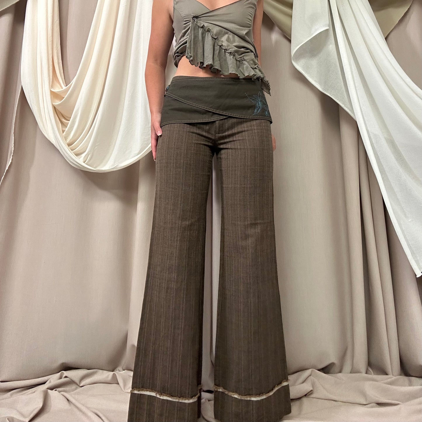 BROWN FLARED TROUSERS WITH WRAP BELT by Cop Copine