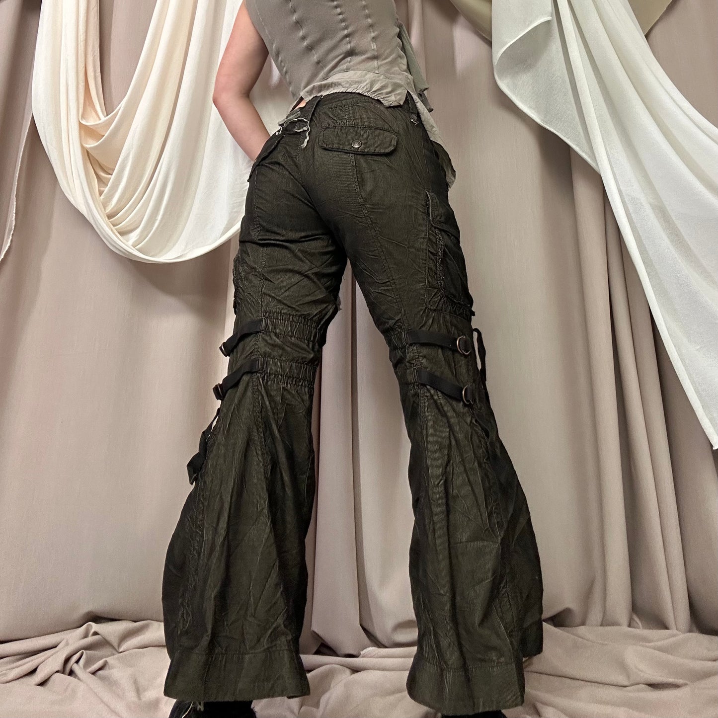 RUCHED BONDAGE CARGO PANTS by Marithé + François Girbaud