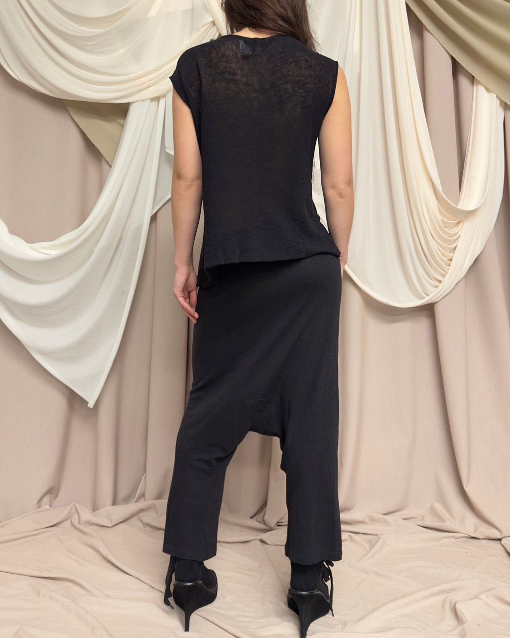 BLACK SHEER KNIT T SHIRT by Sarah Pacini