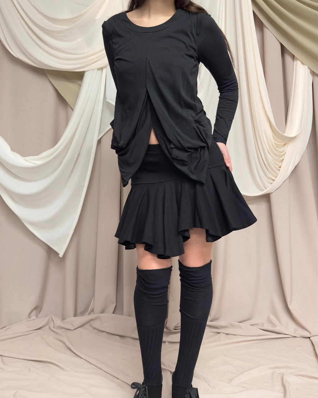 SCULPTURAL LONG SLEEVE T SHIRT by Plein Sud