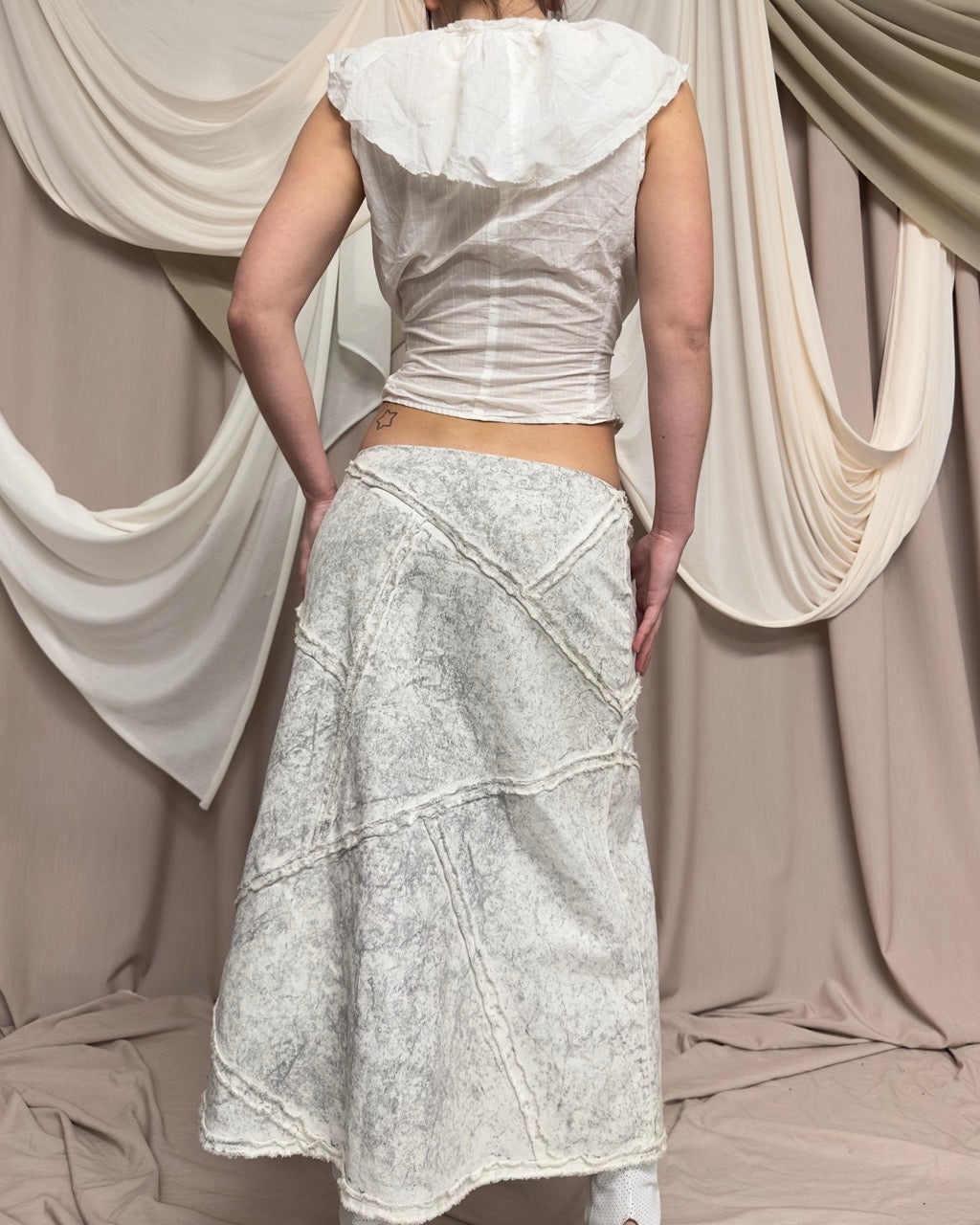 'DIRT' EFFECT DISTRESSED WHITE MAXI SKIRT