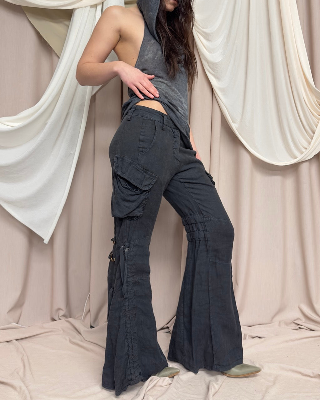 GREY SLOUCHY CARGO TROUSERS