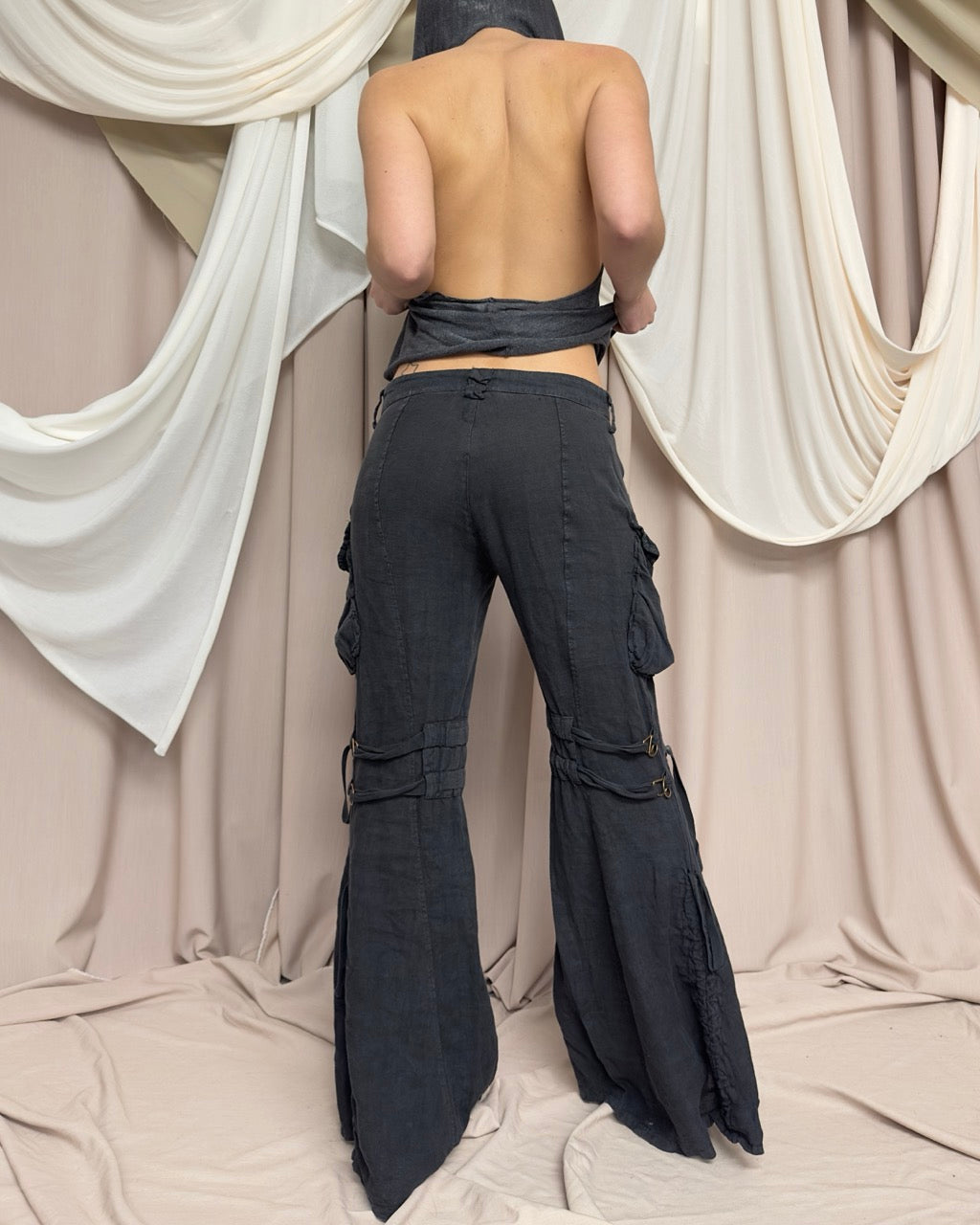 GREY SLOUCHY CARGO TROUSERS