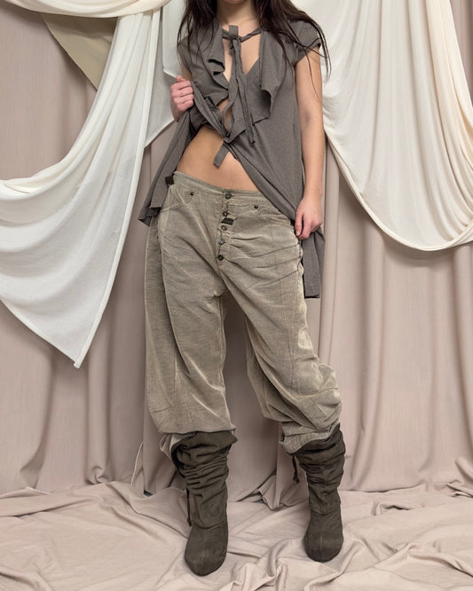 CORD BARREL TROUSERS by Marithé + François Girbaud