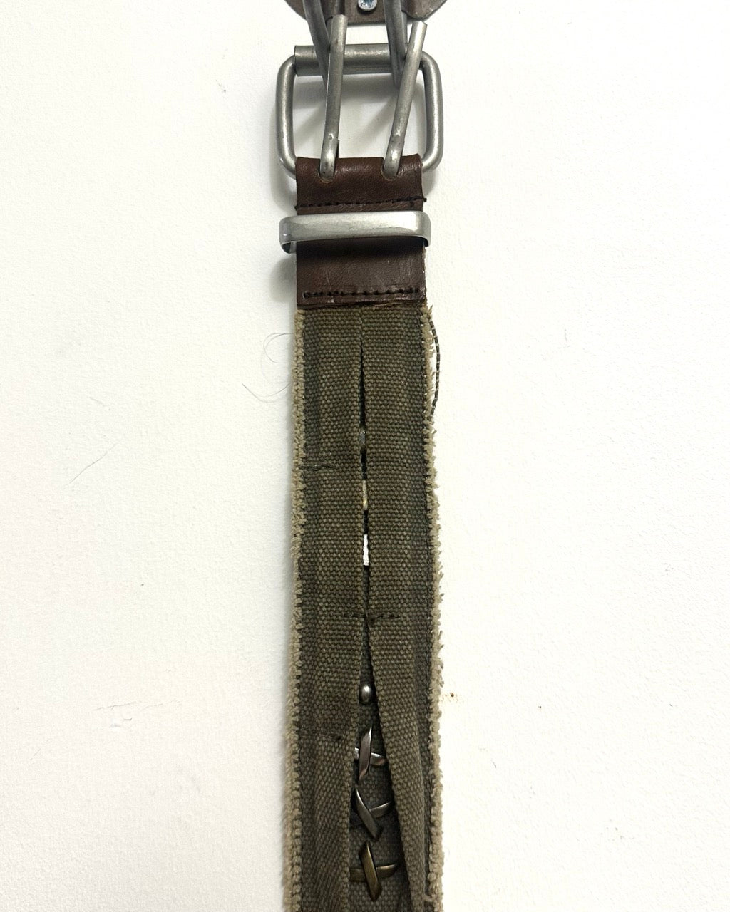 STUDDED KHAKI CANVAS BELT by Marithé + François Girbaud